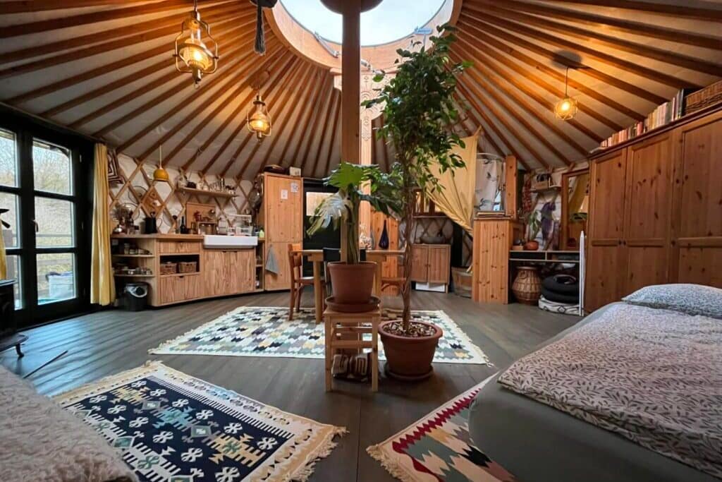 Jurta belso 2 Jurta belso 2